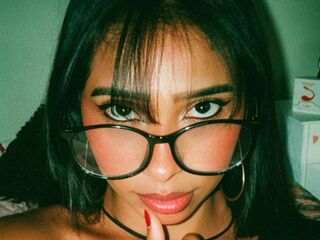 cam girl fingering pussy EvelinWatson