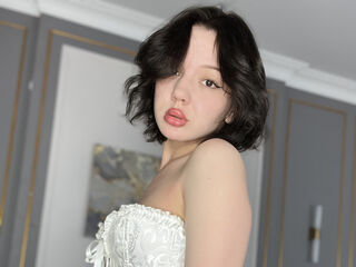 camgirl masturbating with vibrator EvelinWood