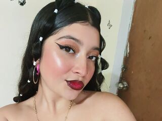 free live chart room EvelynJey