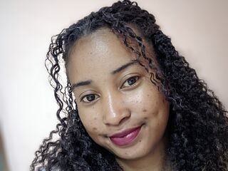 sexy camgirl chat FarasoaMariela