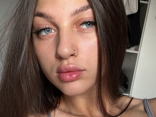 chatwhore FionaHey