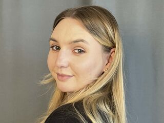 chat room sex FloraBrenden