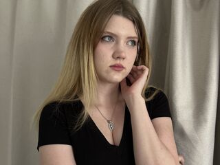 nude webcamgirl pic GemmaCiliberto