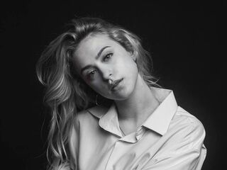 camgirl live sex GwynethHibbits