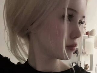 naked cam chat HeatherHeinitz