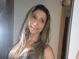 naked camgirl photo IrisMar