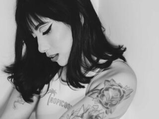 fingering camgirl picture IvoryFlame