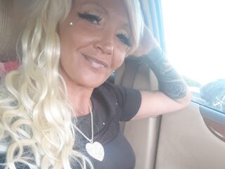 naked cam girl masturbating JessikaCarter