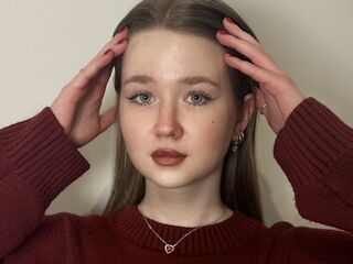 naked girl with webcam masturbating KandyBalloon