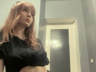 hot girl live web cam KatheSanagustin