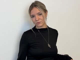 sexy camgirl chat KeiraTullier