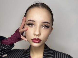 chat room live show KileyConstantin