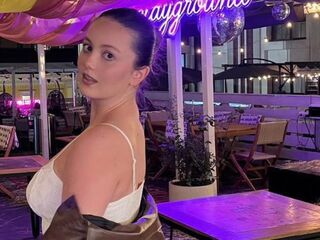 naked girl with webcam masturbating with dildo KyleeBig