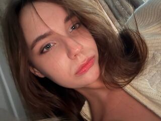 kinky video chat performer KyungInguardsen