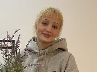 free webcam photo KyungMikes