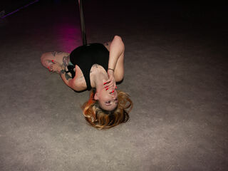 cam slut photo LauraGranger