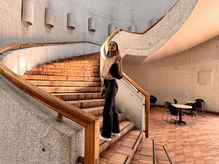 camslut video LauraSnok