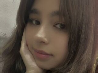 spy web cam LeilaBrenton