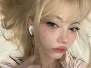 topless girl LeonardaZeeman