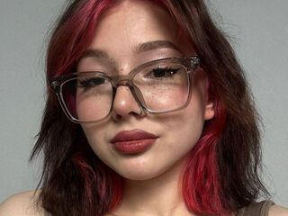 cam girl livecam LessyGrayce