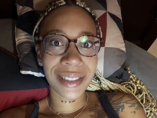 camgirl playing with vibrator LexBright