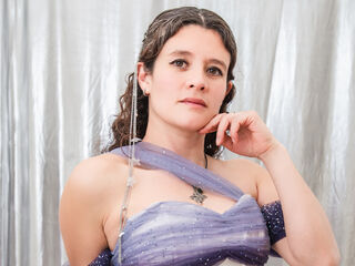 cam stripper LiaSannin