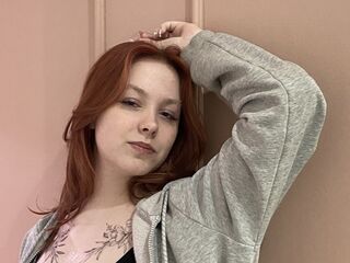 fingering camwhore LindaBenne