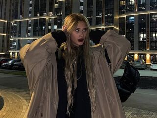 camgirl fingering bald pussy LizaKitchin