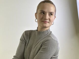 naked girl with live cam fingering LorrianePytko