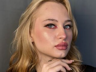 girl sex cam LucileNeuburger