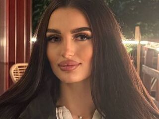 girl fingering pussy LucretiaBonnoitt