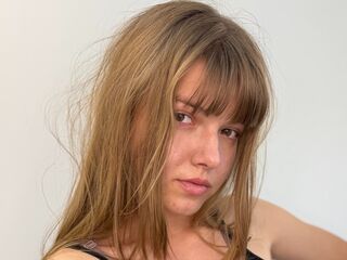 free webcam chatroom LynetteOba