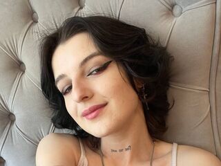beautiful girl webcam LynnMartin
