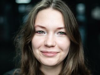 nude webcamgirl MargertSpinoza