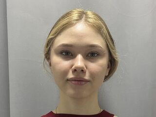 camslut spreading pussy MariaReynold