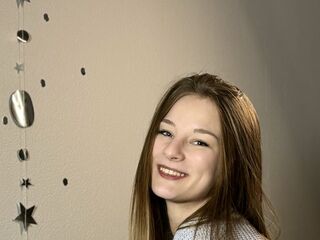 fingering girl cam picture MarlaMeachem