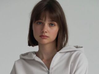 camgirl masturbating with sex toy MarylouHaws