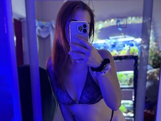 naughty cam girl MelliMaus