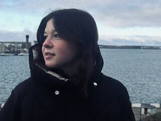 naked webcam girl masturbating MellieTierce