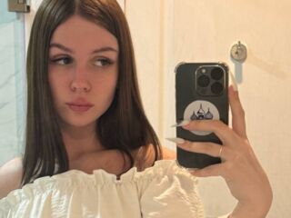 jasmin cam model MiaRioti