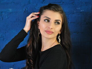 hot cam girl fingering MilaDevis