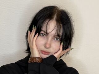 live free chat MillieStorms
