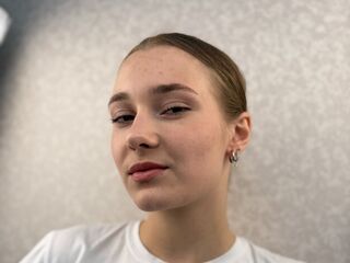 chatroom sex MinnaMelugin