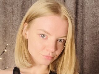 camslut masturbating MoiraBaumgartel