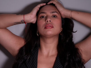 camwhore fingering pussy MoonIvanna