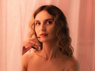 free live chatroom MoonSeraphine