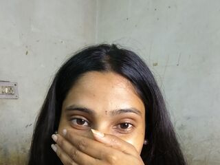 camgirl webcam picture MuskaanSingh