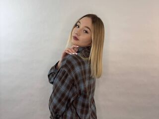 naked cam girl masturbating with vibrator NatashiaStrevell