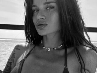 naughty cam girl OliviaMazu