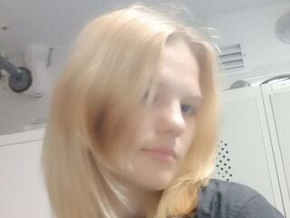 hot cam girl masturbating with sextoy OliviaRambousek